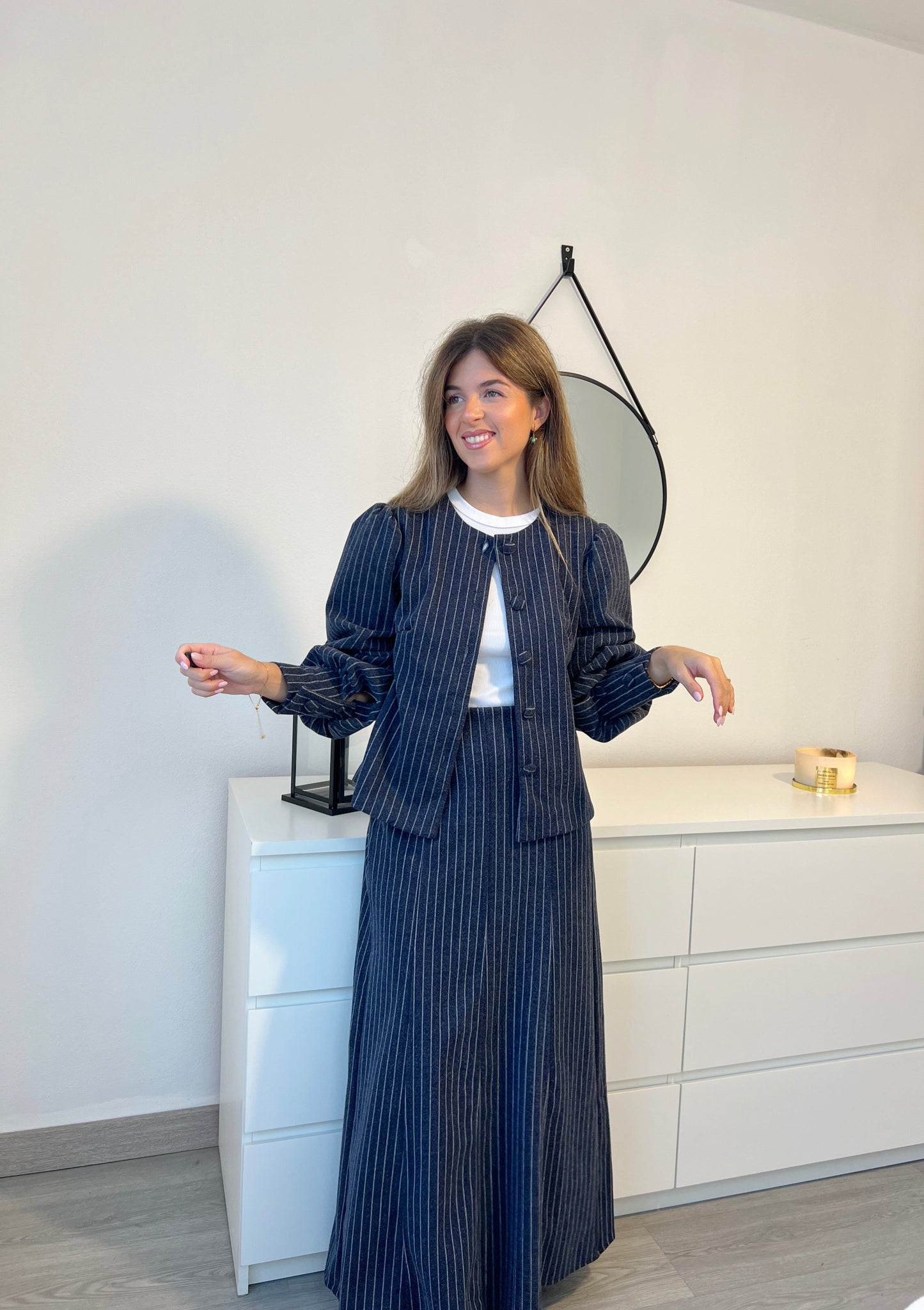 FALDA RAYA DIPLOMATICA