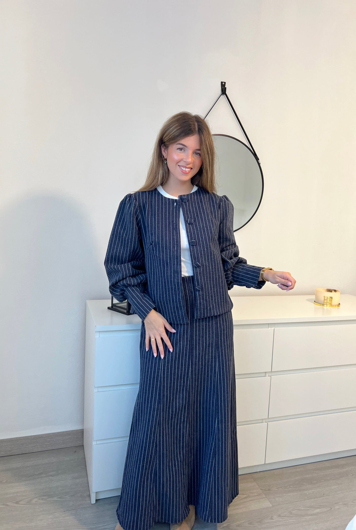 FALDA RAYA DIPLOMATICA