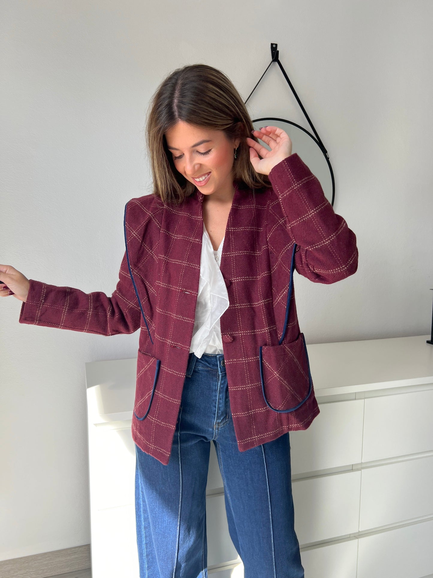 CHAQUETA SOLAPA TERCIOPELO VINO